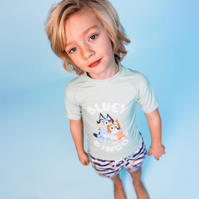 Bluey-Camiseta-de-natación-UV-verde -con-mangas-cortas-1