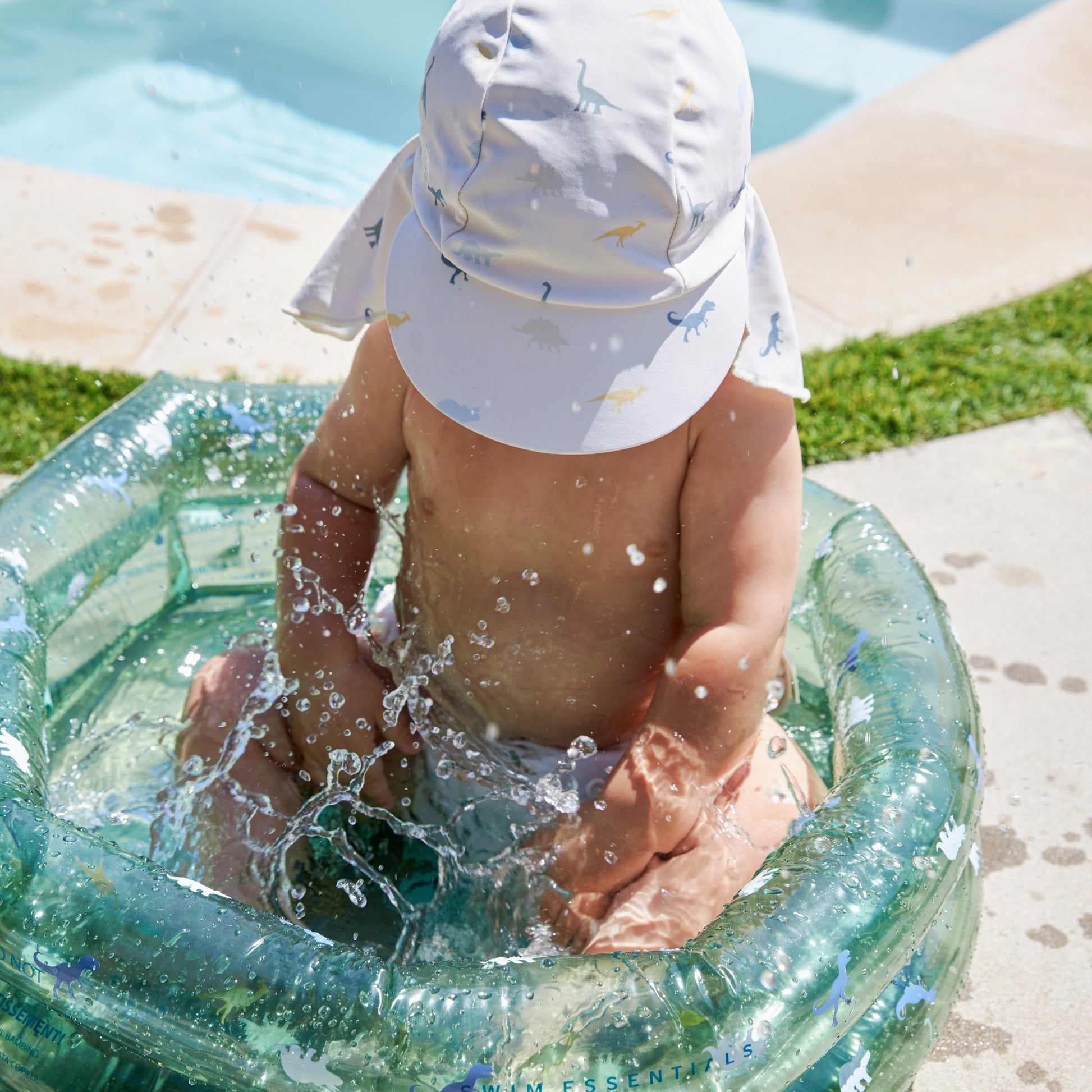 Swim Essentials | Piscina